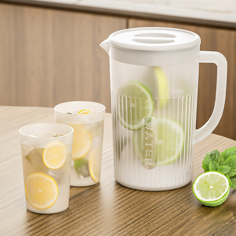 Large Capacity Japanese-Style Cold Water Pitcher - High Temp Resistant