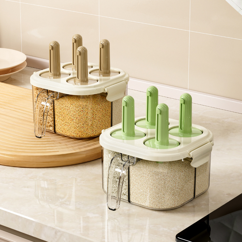 Practical Four-Scoop Seasoning Box
