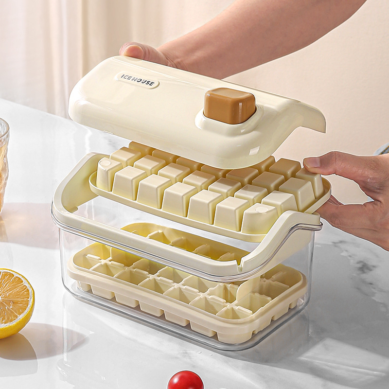 Homemade Frozen Ice Cubes Artifact Press Hut Ice Cube Box